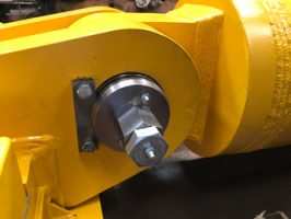 Easy use clevis pins